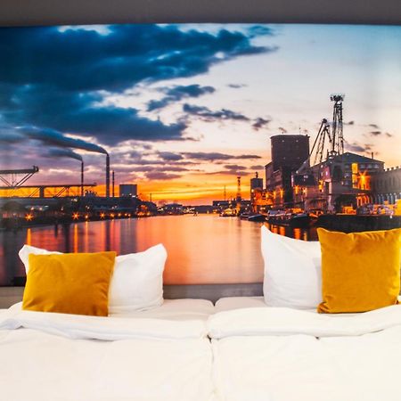 Hotel-Restaurant Steuermann カールスルーエ エクステリア 写真
