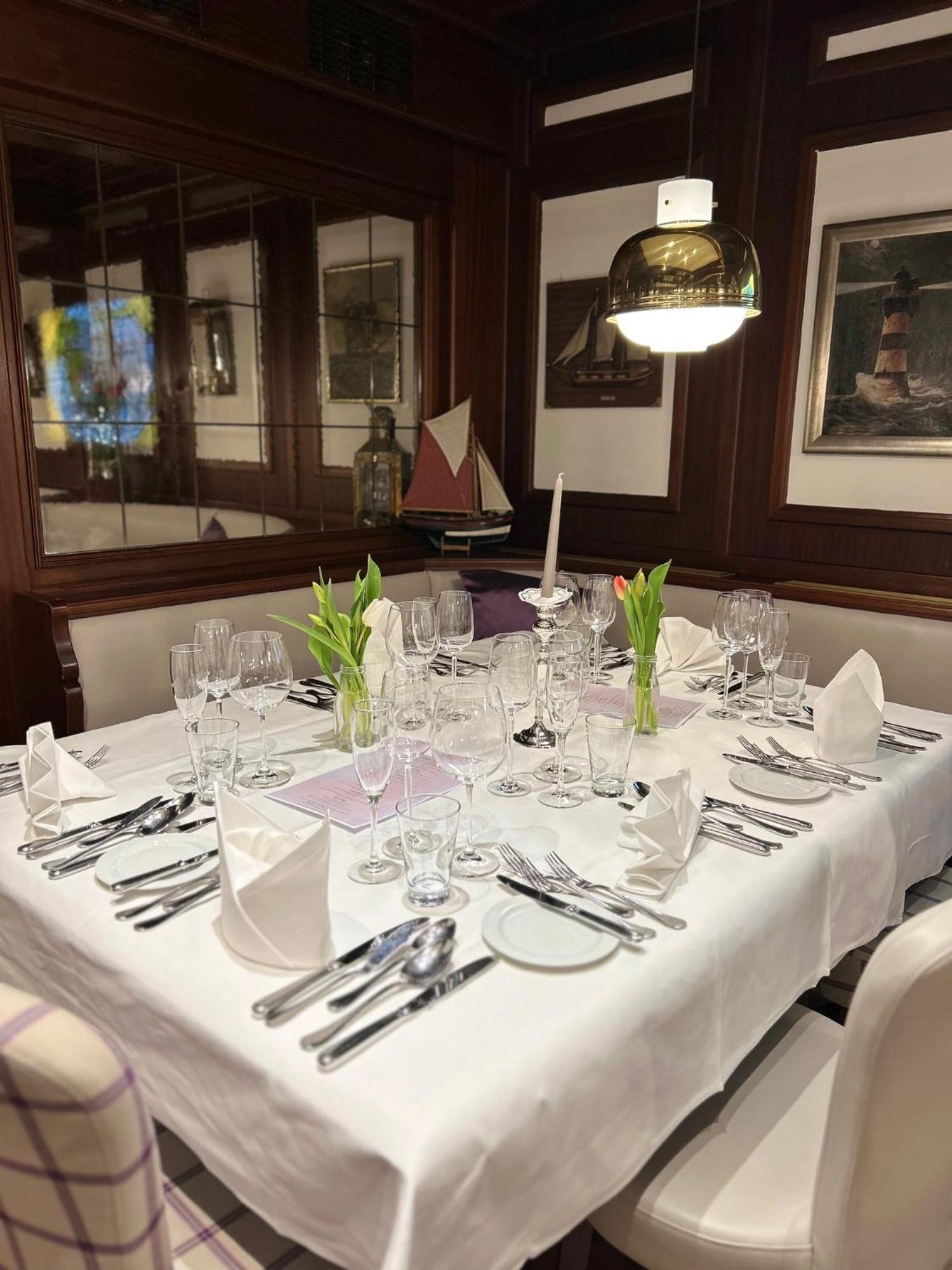 Hotel-Restaurant Steuermann カールスルーエ エクステリア 写真