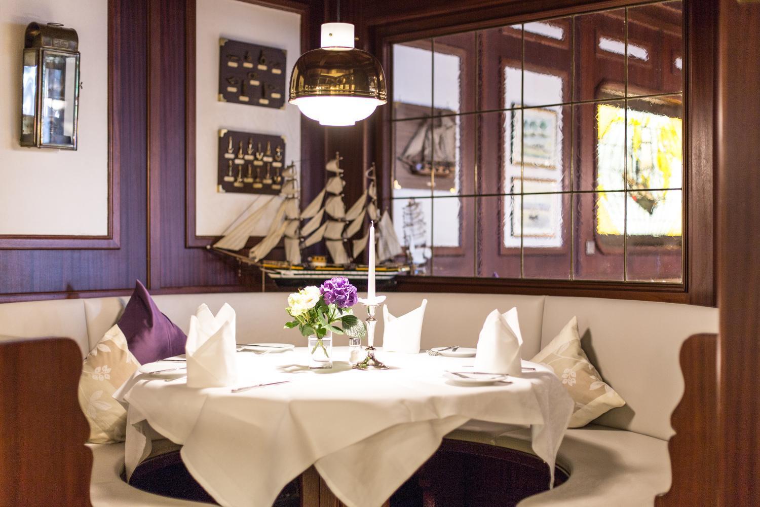 Hotel-Restaurant Steuermann カールスルーエ エクステリア 写真