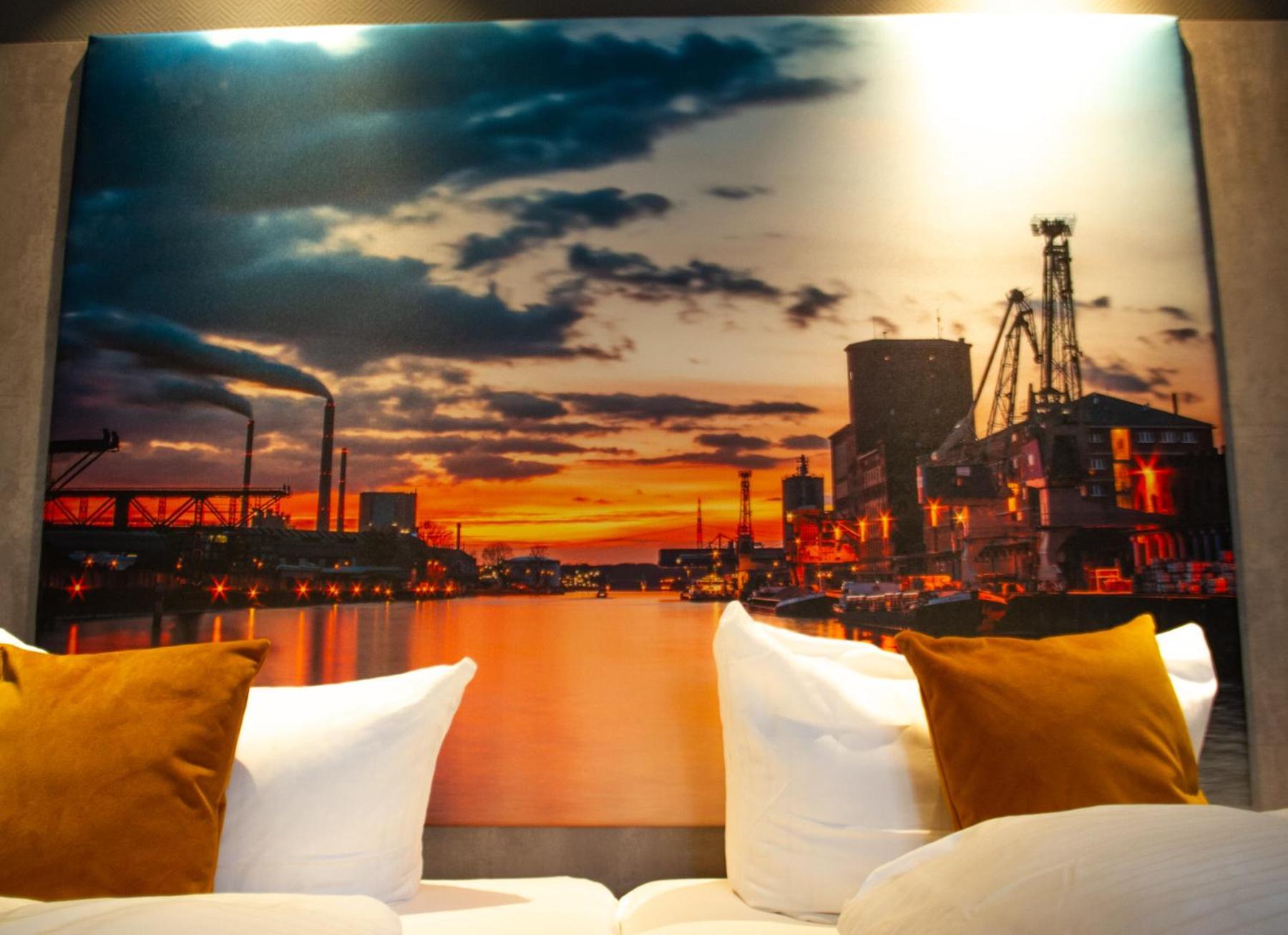 Hotel-Restaurant Steuermann カールスルーエ エクステリア 写真