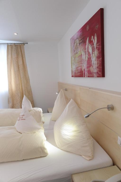Hotel-Restaurant Steuermann カールスルーエ エクステリア 写真